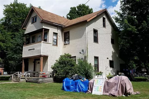 15 Pearl St, Rockland, NY 12758