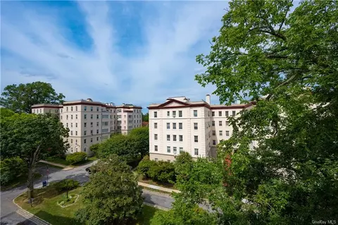 3 Park Ln #5G, Mount Vernon, NY 10552