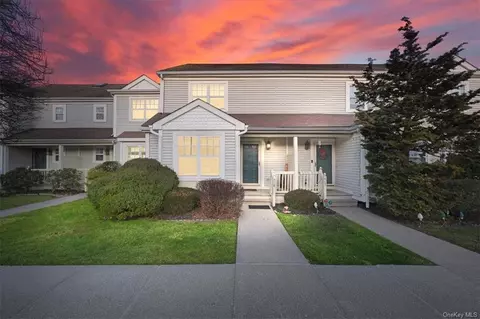 418 Cornwall Meadows Ln, Patterson, NY 12563