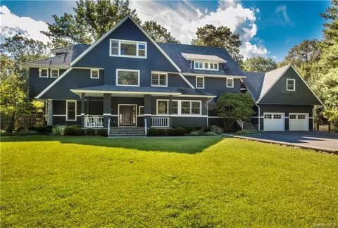 91 Beechdale Rd, Greenburgh, NY 10522