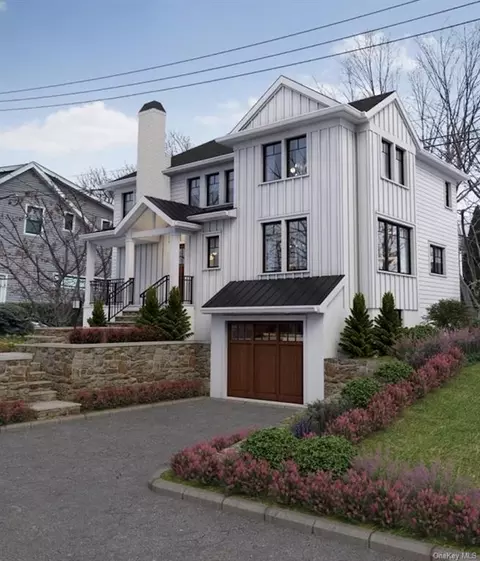 525 3rd St, Rye, NY 10543