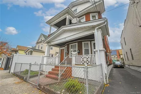 94-39 116th St, New York, NY 11419