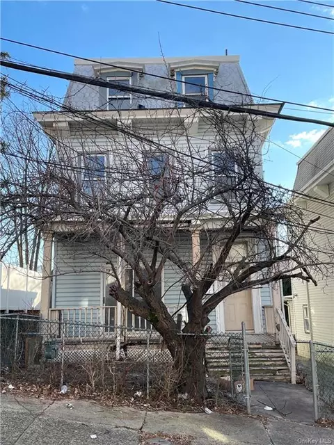 20 Lamartine Ave, Yonkers, NY 10701