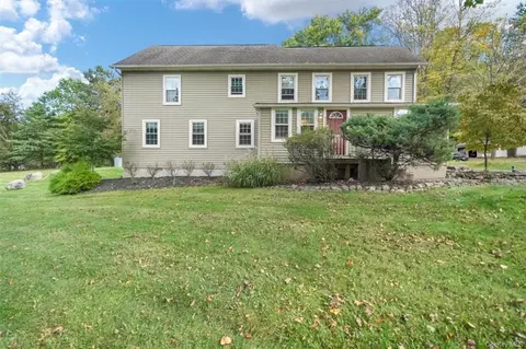 30 S Airmont Rd, Ramapo, NY 10901