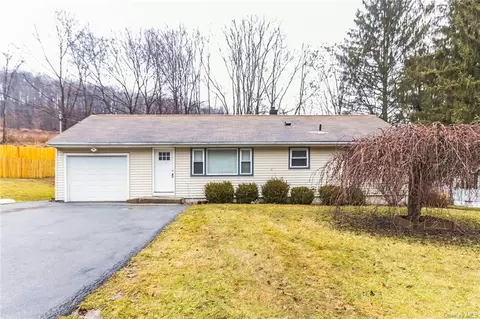 700 Mount Hope Rd, Wallkill, NY 10940