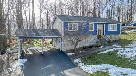 31 Witte Dr, Middletown, NY 10940