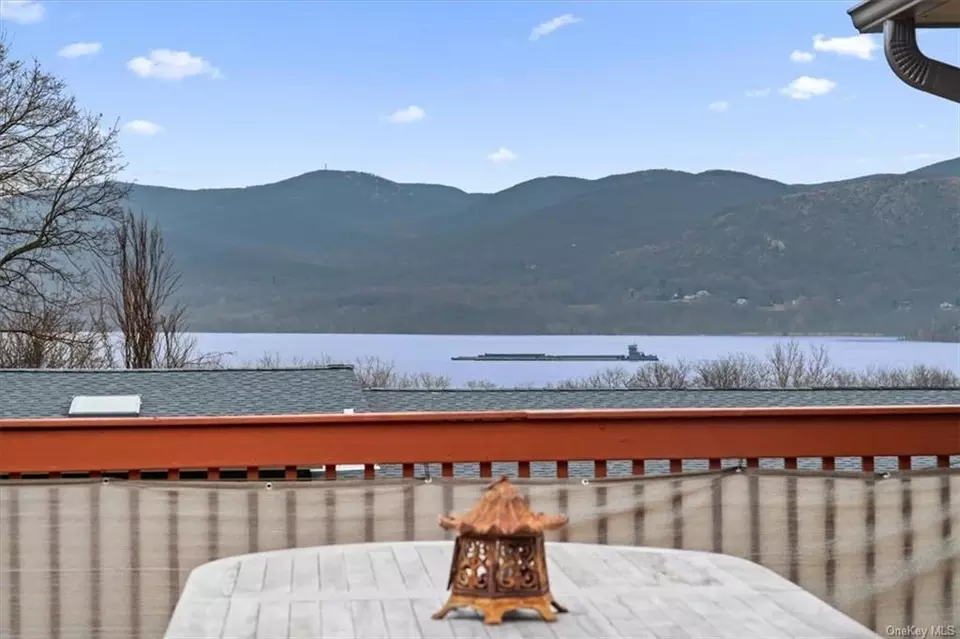 19 Idlewild Park Dr, Cornwall On Hudson, NY 12520 36 Photos Movoto