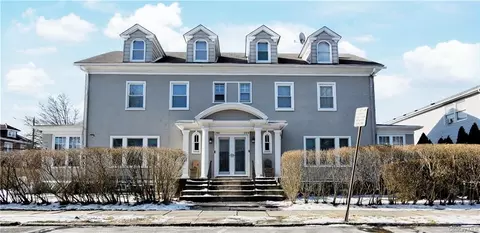 246 Bedford Ave, Mount Vernon, NY 10553