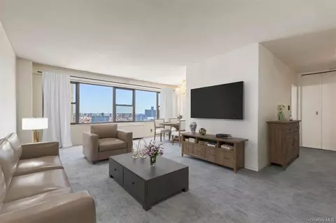 1020 Grand Concourse #22S, Bronx, NY 10451