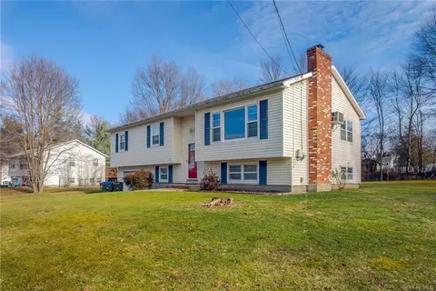 37 Ambassador Ln, Newburgh, NY 12550