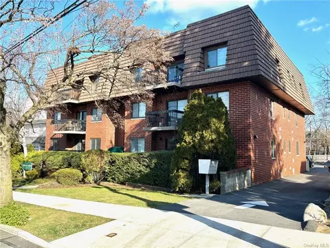 39 Sterling Ave #13B, White Plains, NY 10606