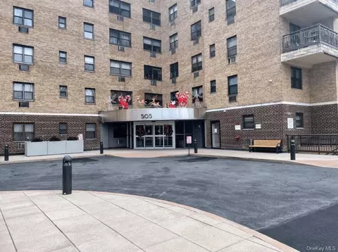 505 Central Ave #212, White Plains, NY 10606