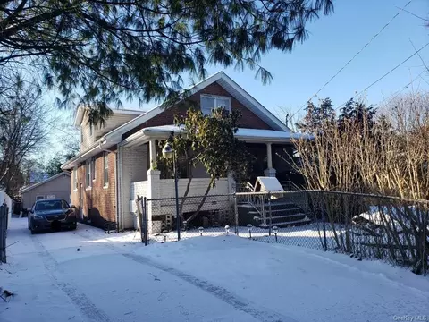 90 W Eckerson Rd, Ramapo, NY 10977
