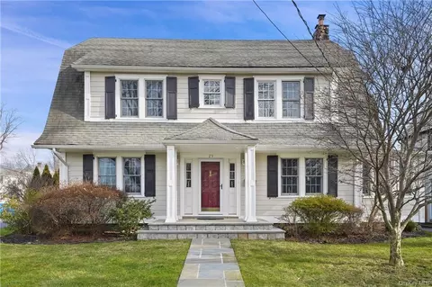 29 Ridge St, Eastchester, NY 10709