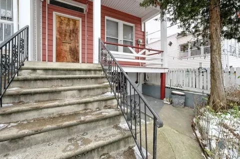 2150 Hughes Ave, Bronx, NY 10457