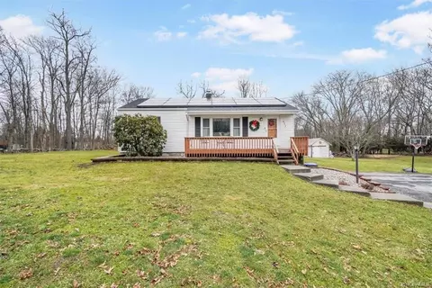 2618 State Route 207, Hamptonburgh, NY 10916