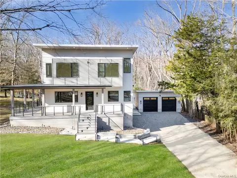 12 Short Hill Rd, Cortlandt, NY 10520