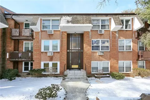 80 Kearsing Pkwy #G, Ramapo, NY 10952