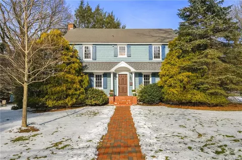 28 Overhill Rd, Scarsdale, NY 10583