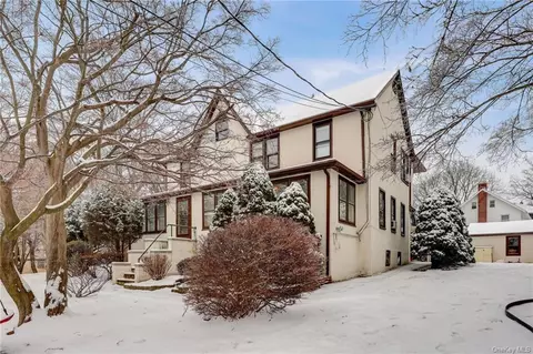 557 Benedict Ave, Greenburgh, NY 10591