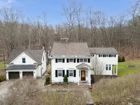 1100 Old Albany Post Rd, Philipstown, NY 10524