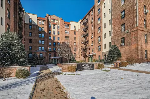 47 Central Park Ave #6K, Greenburgh, NY 10530