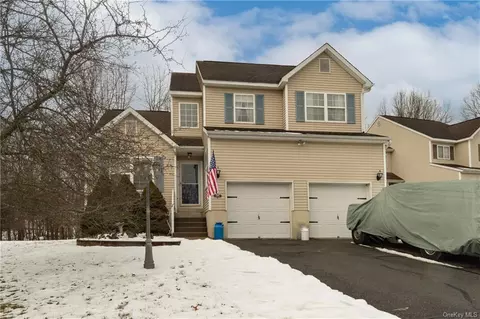 25 Reed Ct, Washingtonville, NY 10992