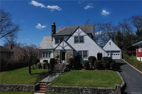 49 Belmont Ave, New Rochelle, NY 10801