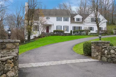 58 Lawrence Farms Crossway, New Castle, NY 10514
