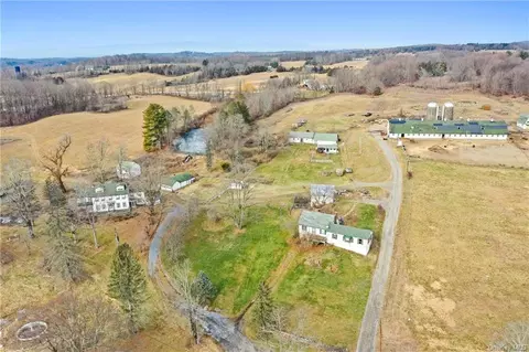 40 Hollow Circle Rd, Clinton, NY 12580
