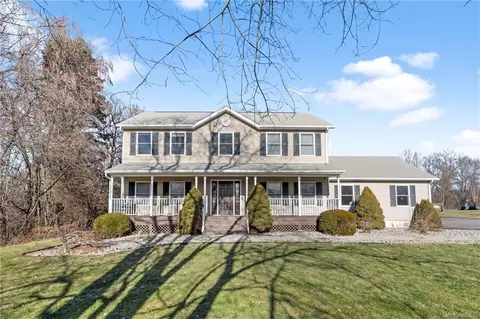 92 Lakeside Rd, Newburgh, NY 12550