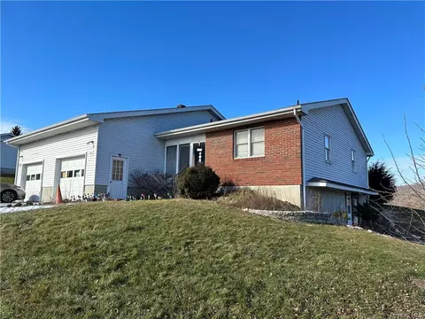 540 County Route 49, Wawayanda, NY 10940