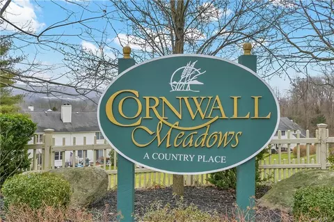 103 Cornwall Meadows Ln, Patterson, NY 12563