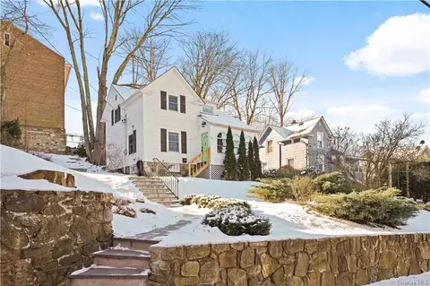 52 Highland Ave, Mount Kisco, NY 10549