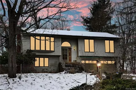 26 High Ridge Rd, Monroe, NY 10950