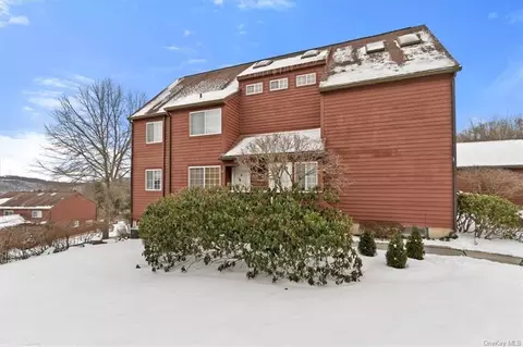 701 Orchard Hill Ln, Southeast, NY 10509