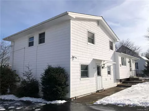 45 Franklin Dr, Stony Point, NY 10980