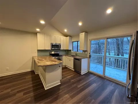 81 Fox Run, Lewisboro, NY 10590