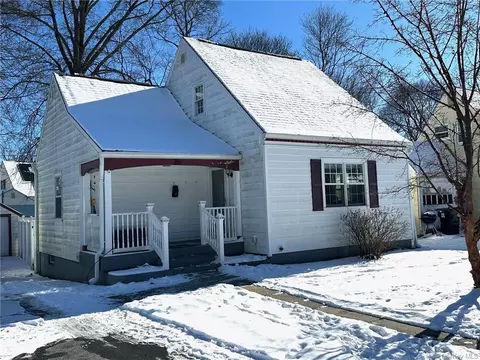 26 Wilson Blvd, Poughkeepsie, NY 12603