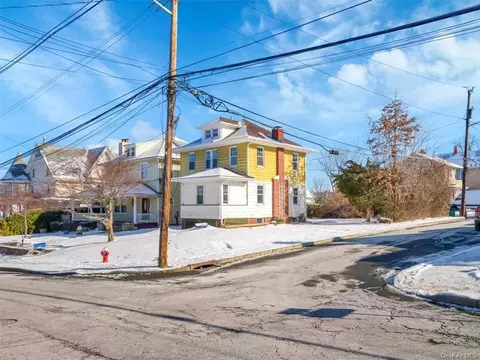 39 Westside Ave, Haverstraw, NY 10927