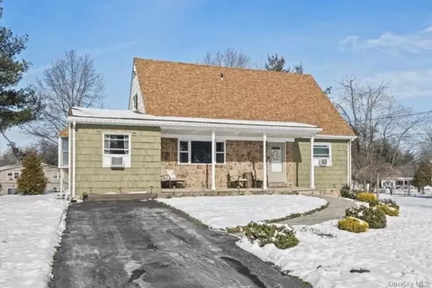6 Beechwood Dr, Goshen, NY 10924