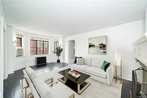 12 Meadow Ave #3C, Bronxville, NY 10708