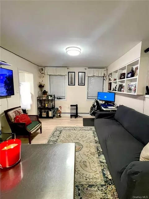 803 E 170th St, Bronx, NY 10459