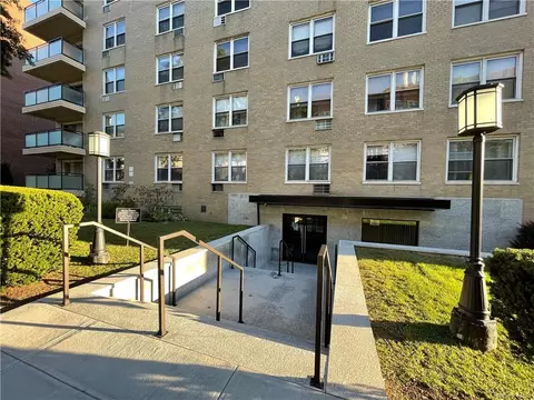 377 Westchester Ave #4N, Rye, NY 10573