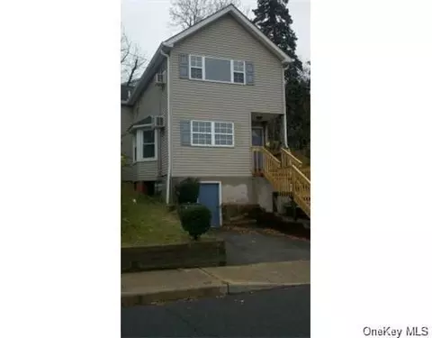 13 Fort Putnam St, Highlands, NY 10928