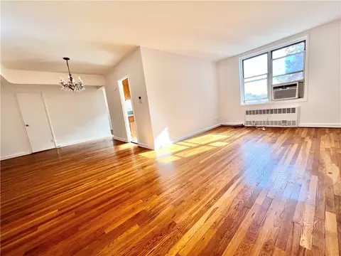 1425 Thieriot Ave #6L, New York, NY 10460