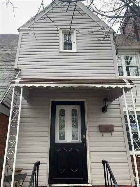 150 Sickles Ave, New Rochelle, NY 10801