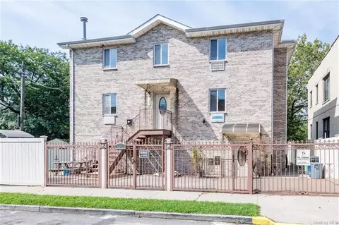 725 Quincy Ave, Bronx, NY 10465