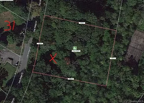 25 Oak Ridge Drive, Putnam Valley, NY 10579