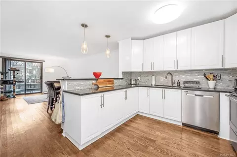 421 N Broadway #31, Yonkers, NY 10701